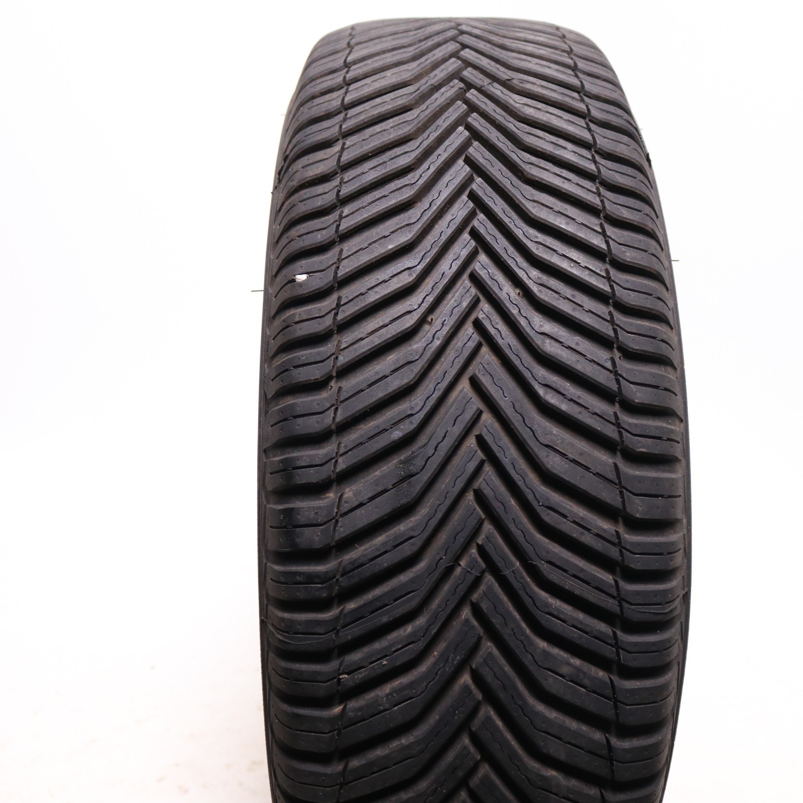 Set of 4 Used 225/65R17 Michelin CrossClimate 2 – 102H – 9-10/32