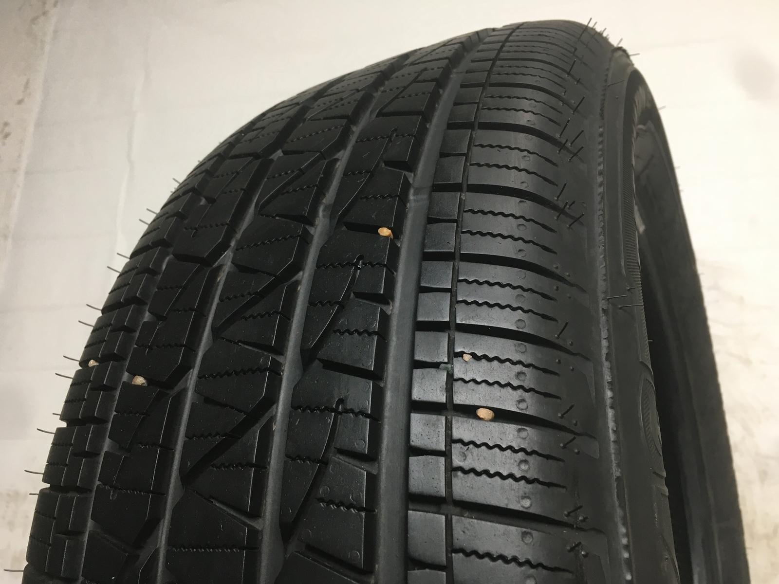 [1] Firestone Destination LE3 P245/50R20 245 50 20 Tire – Driven Once