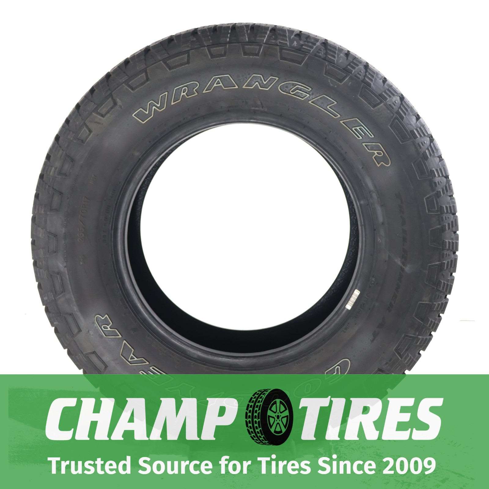 P265/70R17 Goodyear NEW WRANGLER TRAILRUNNER AT OWL 115 T New 11/32nds