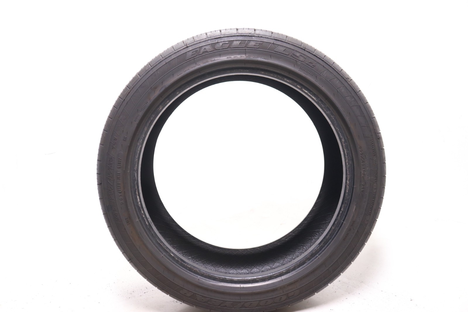 Set of 4 Used 235/45R18 Goodyear Eagle LS-2 – 94V – 8-9/32