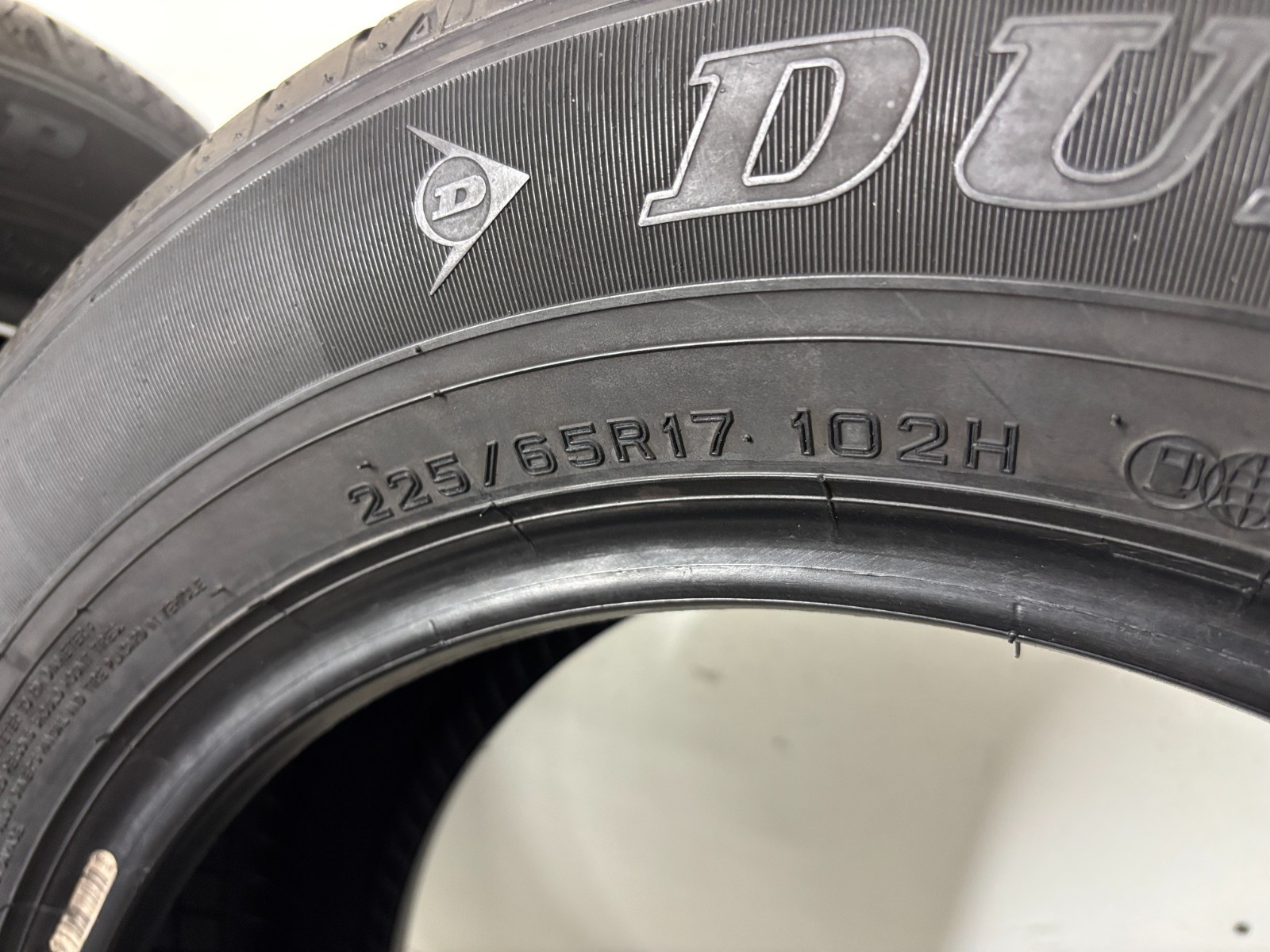 NO SHIPPING ONLY LOCAL PICK UP Set 4 Tires 225 65 17 Dunlop Grandtrek PT20