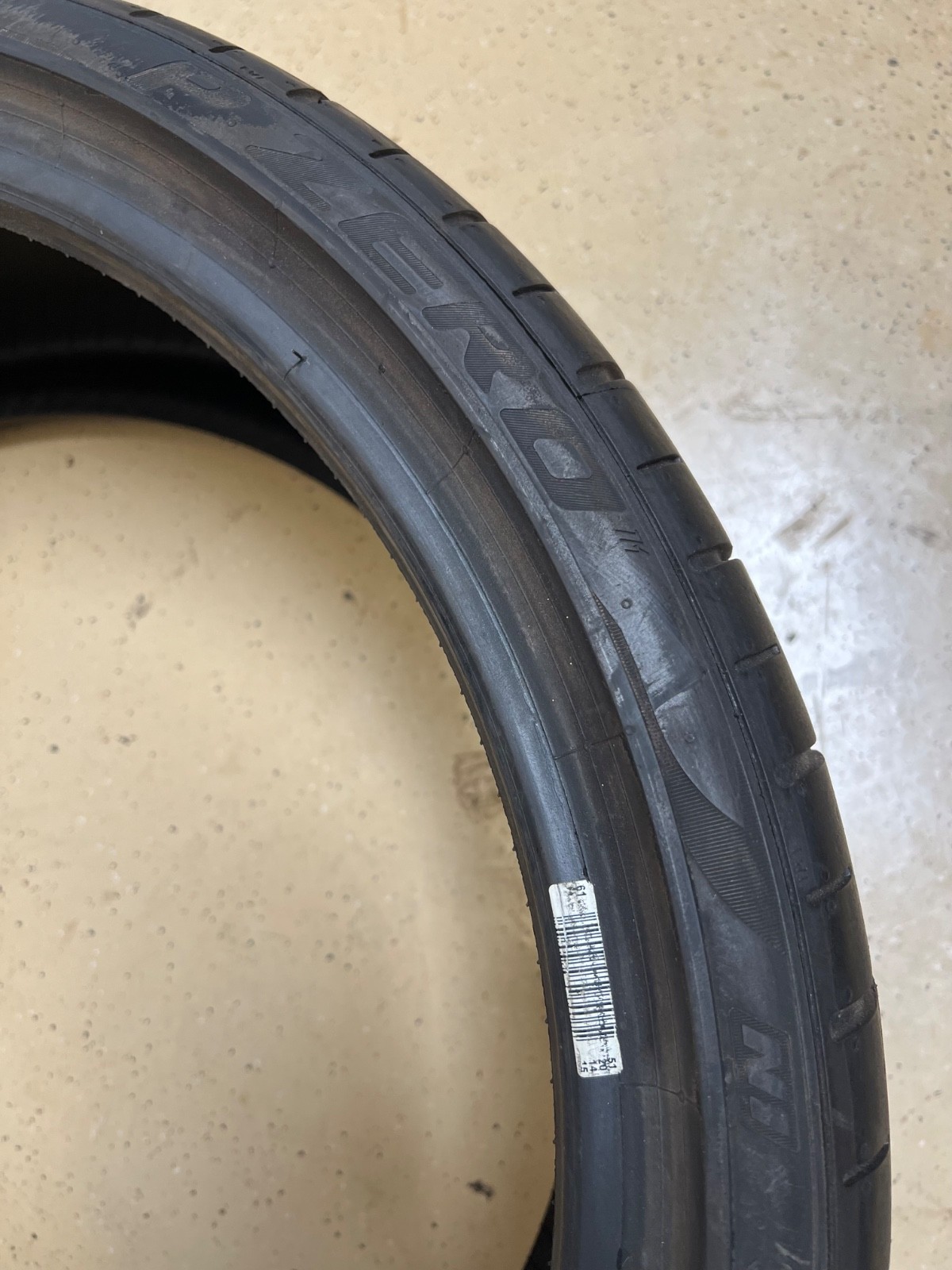 1 – TAKEOFF 235/35ZR20 (88Y) Pirelli P Zero PZ4 (N1) Porsche – 7101 NO REPAIRS