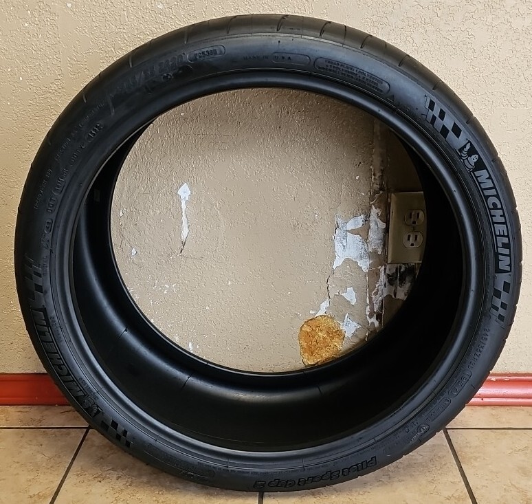1) New Old Stock 245/35ZR20 95Y Michelin Pilot Sport Cup 2 7/32 DOT 1323 2453520