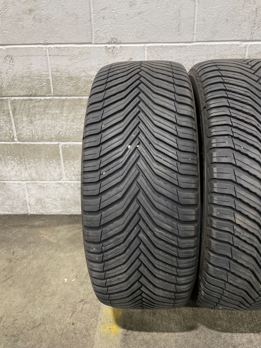 4x P245/50R20 Michelin Cross Climate2 A/W 8/32 102 V Used Tires 2455020
