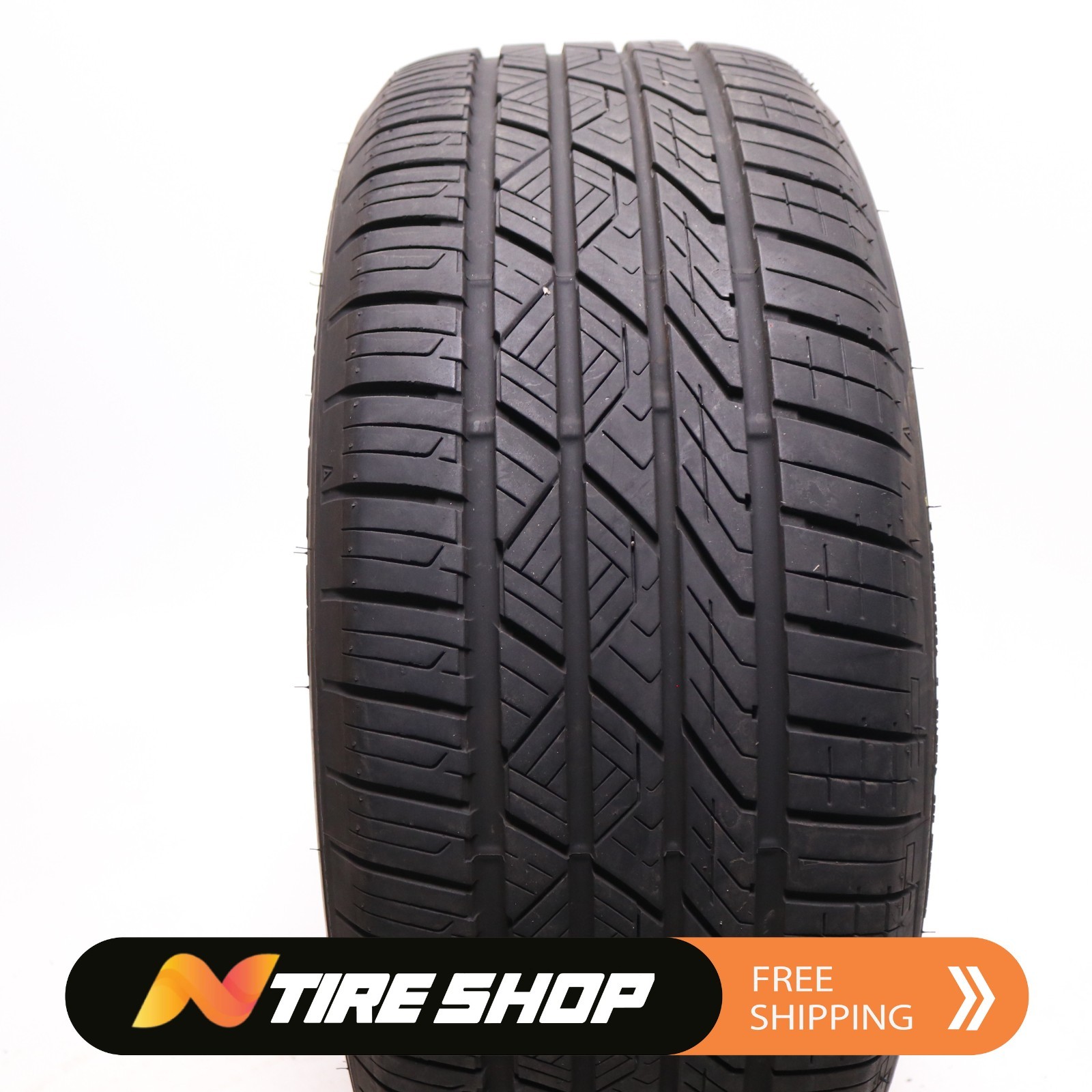 Set of 2 Used 235/50ZR18 Road Hugger GTZ – 101W – 8.5/32
