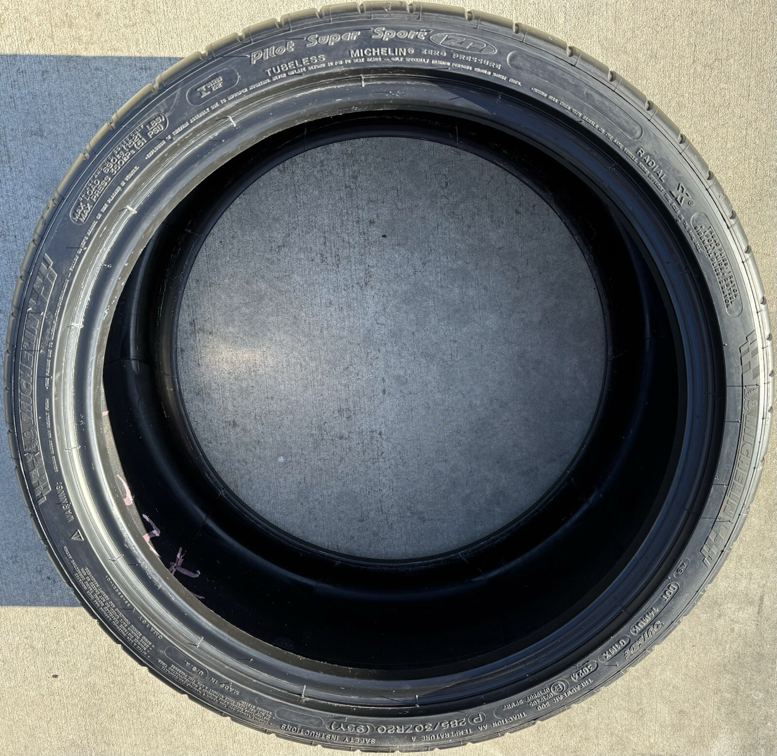 TWO BRAND NEW 285/30ZR20 (95Y) Michelin Pilot Super Sport ZP Run Flat Tires