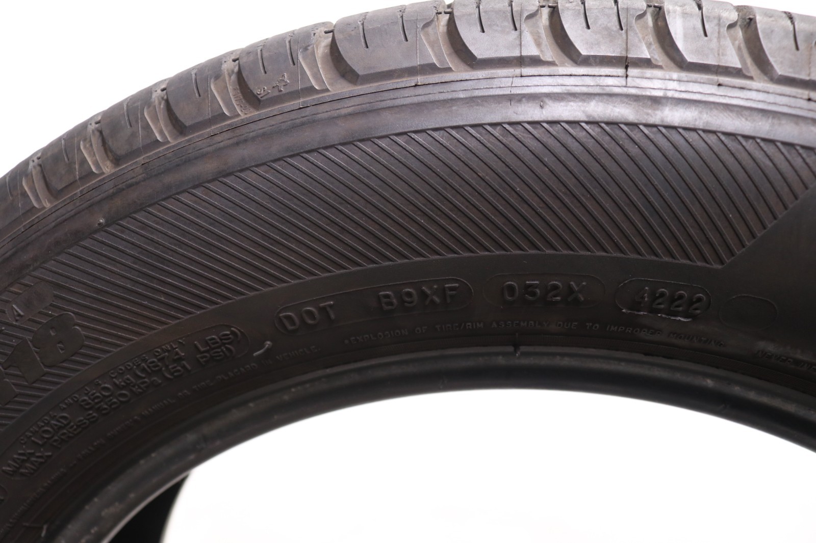 Set of 4 Used 235/60R18 Michelin Latitude Tour HP – 102V – 8-9/32
