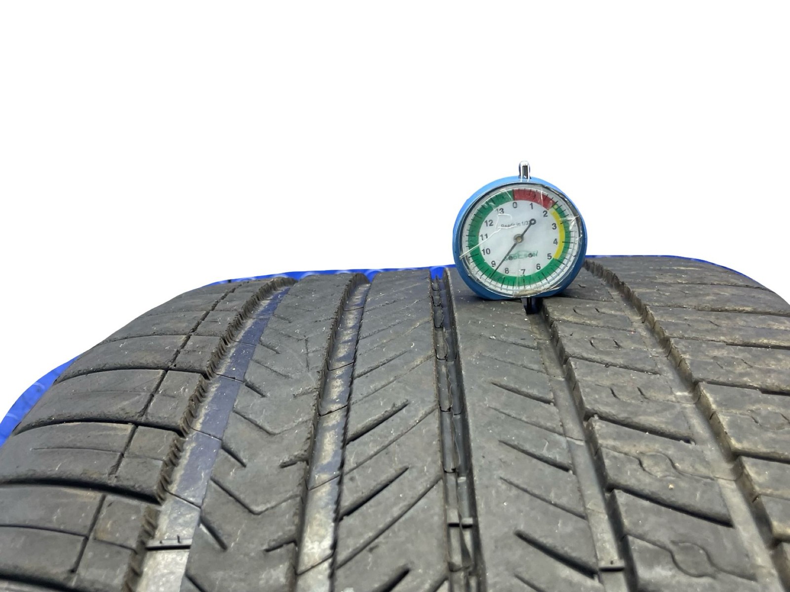 285/30ZR20 99Y MICHELIN PILOT SPORT ALL SEASON 4 6/32NDS DATECODE 3223
