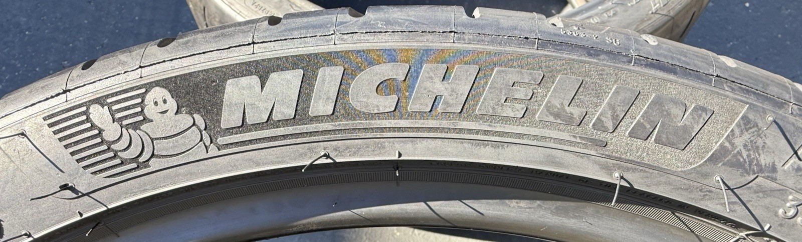 ONE BRAND NEW 335/25ZR20 99Y Michelin Pilot Sport All Season 4 ZP Run Flat Tire