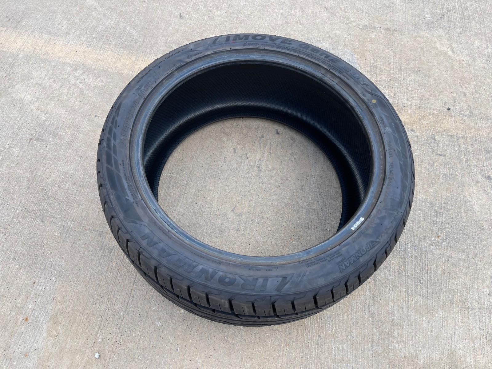 (1) 275/40/20 Ironman Gen 2 SUV tire 275/40R20 106W XL NEW
