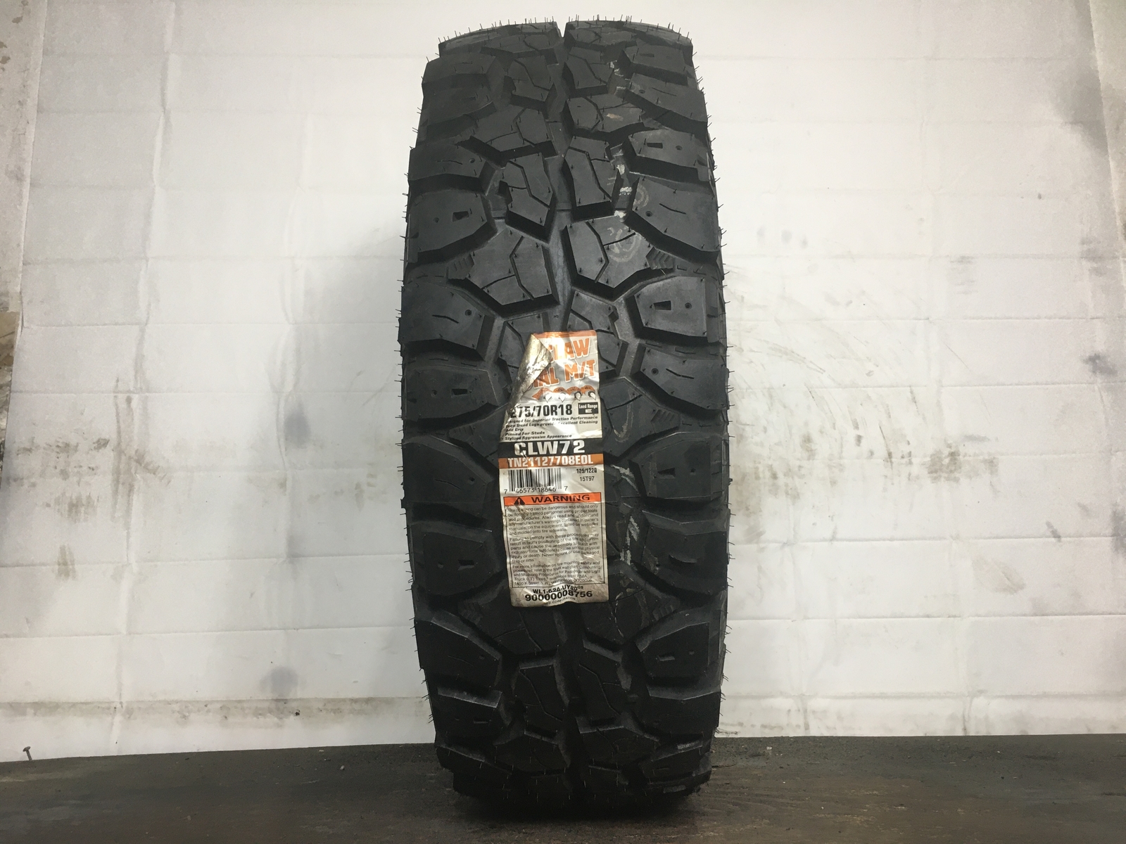 Mud Claw Radial M/T Load E OWL LT275/70R18 275 70 18 New Tire