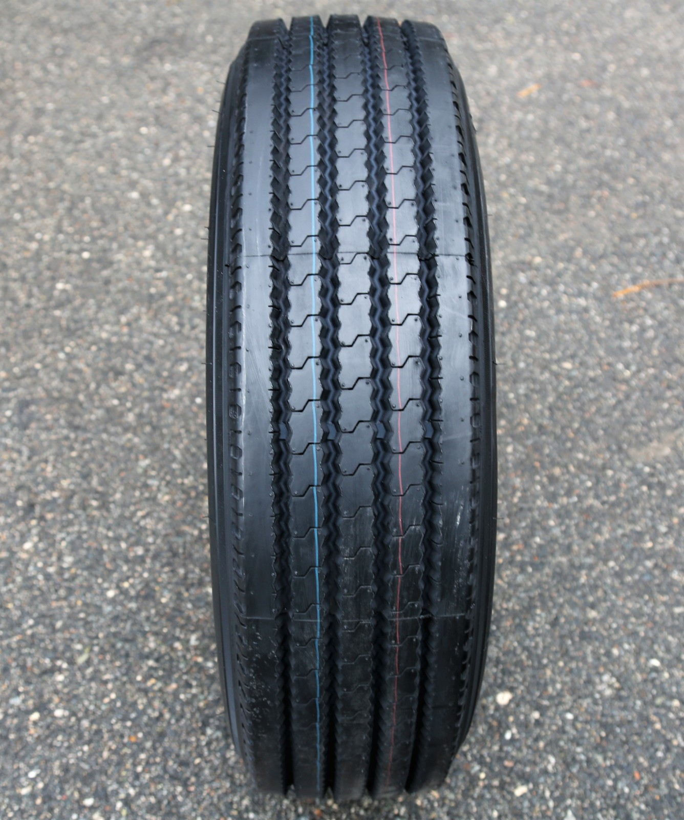 Leao F820 255/70R22.5 140/137M H 16 Ply (DC) All Position Commercial Tire