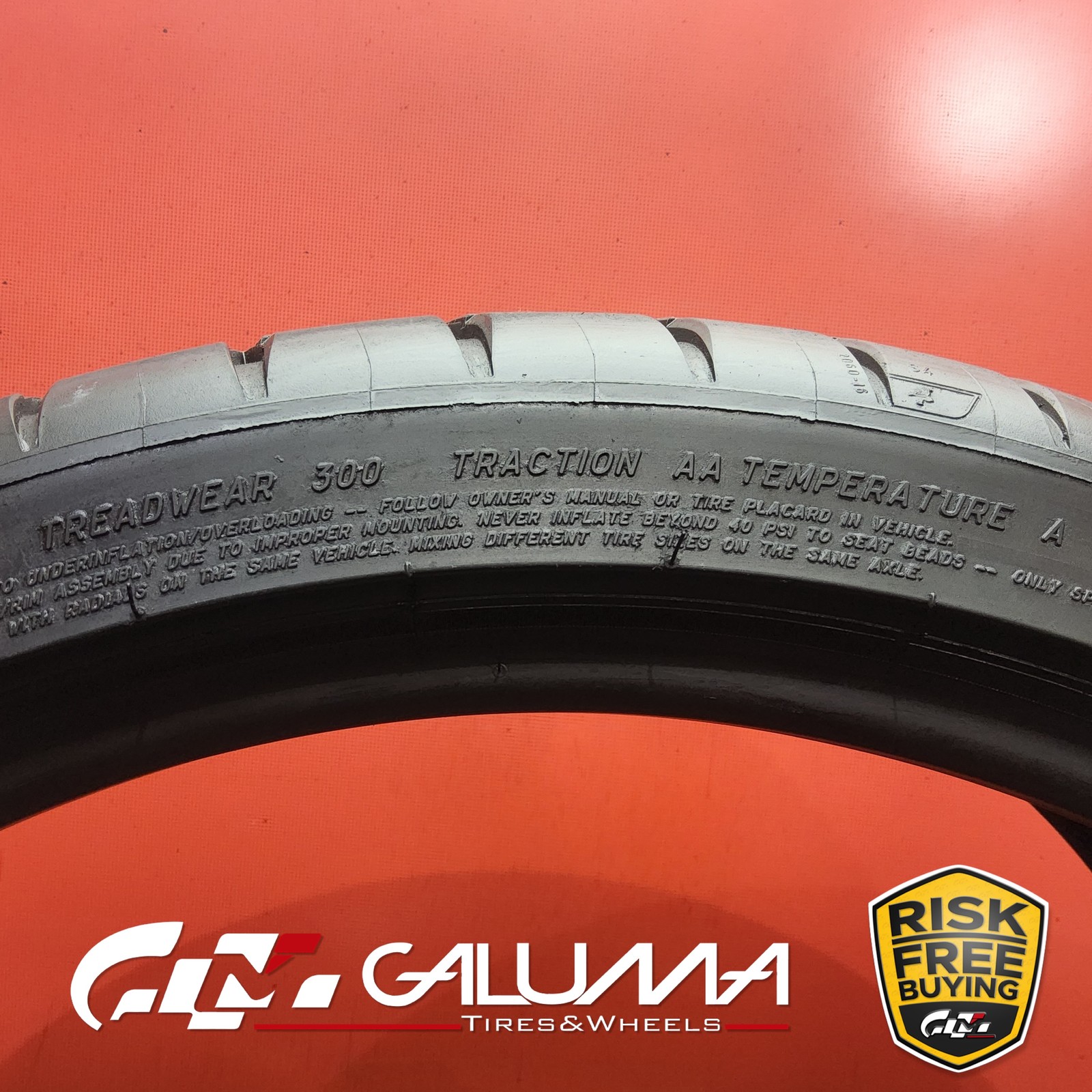 Set of 2 Tires Michelin Pilot Sport 4S XL 235/35ZR20 235/35/20 No Repairs #95868