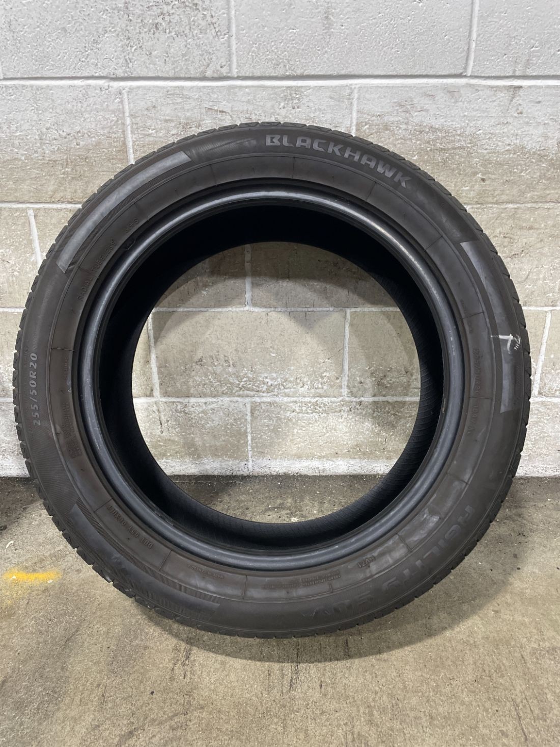 1x P255/50R20 Blackhawk Agility SUV 9/32 109 V Used Tire 2555020