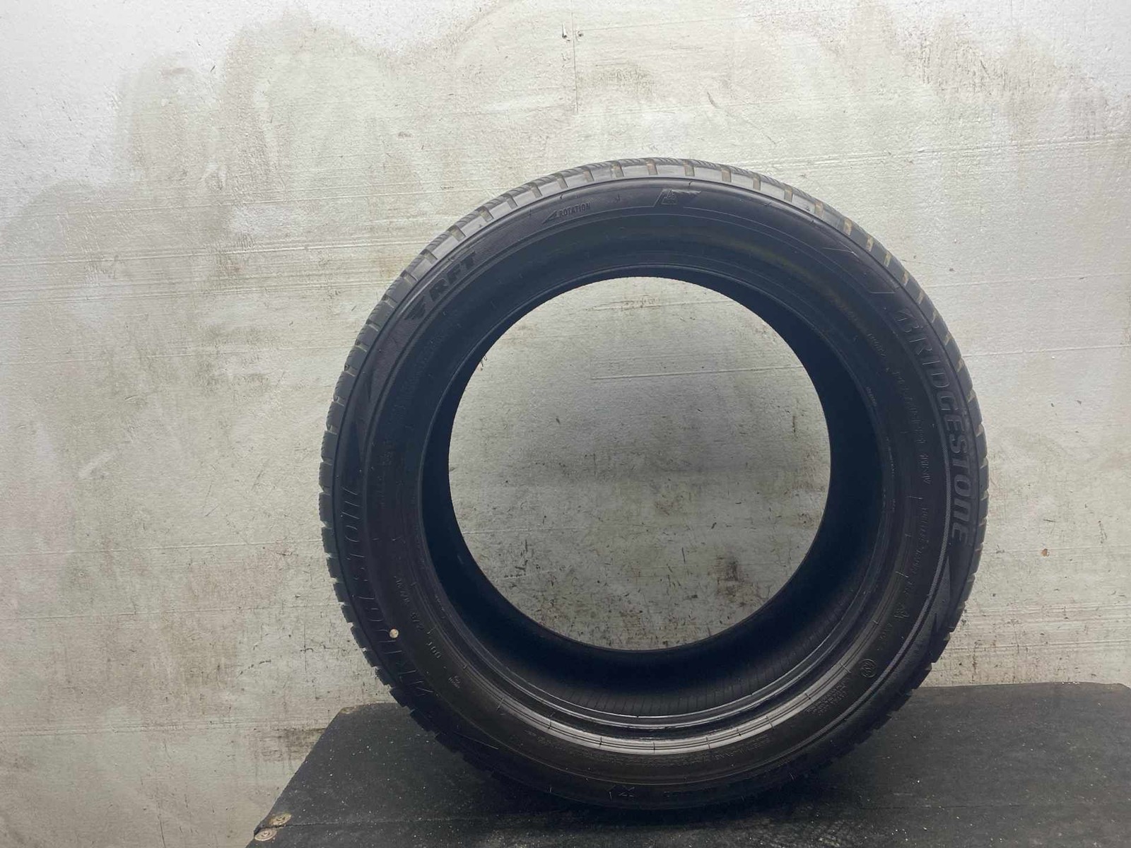1 BRIDGESTONE BLIZZAK LM001 285/45R21 TIRE DOT (5023) 7/32NDS