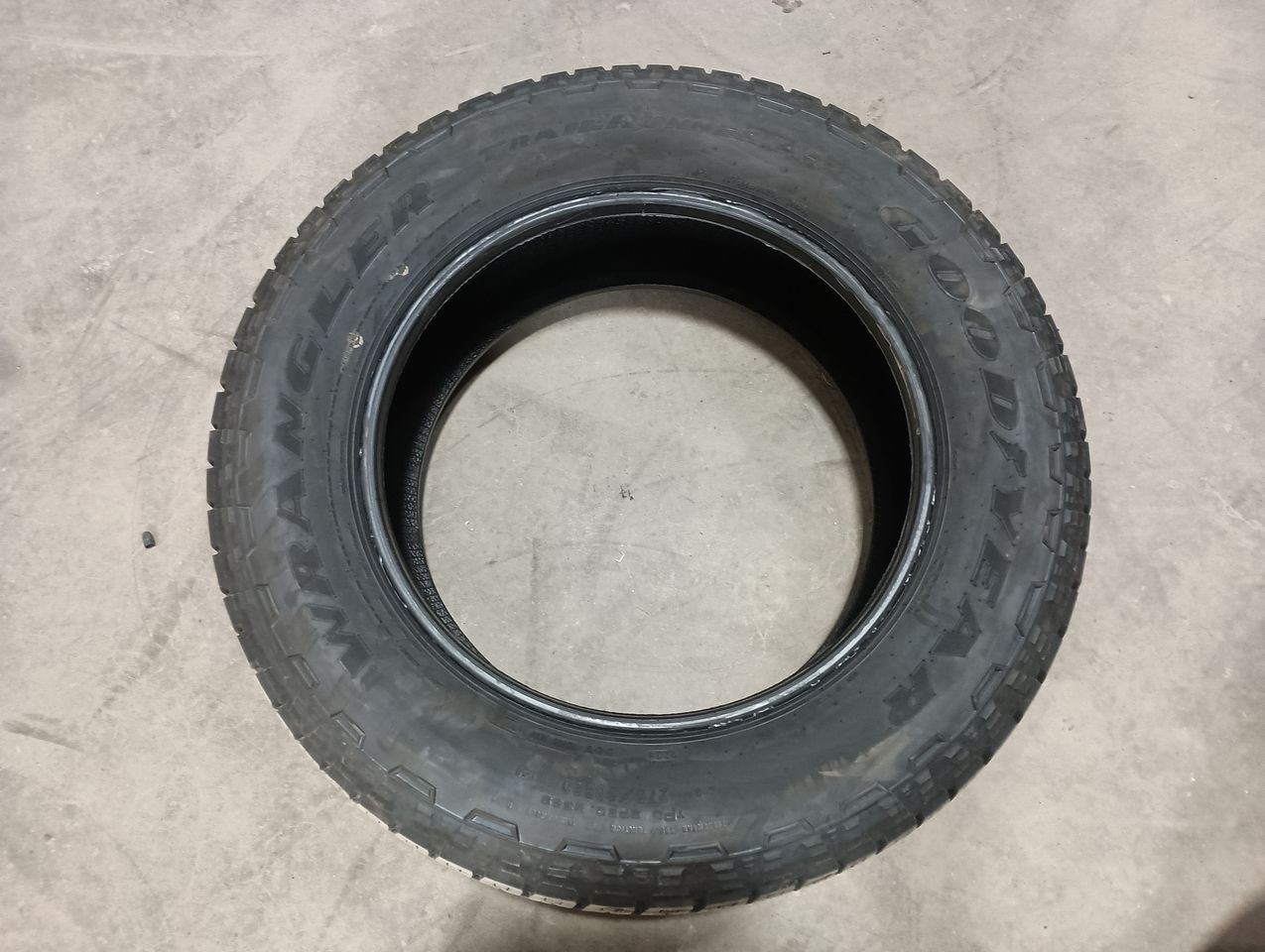 Patched 275/60 R20 Tire Goodyear Trailrunner 11/32 Tread Depth 3101438