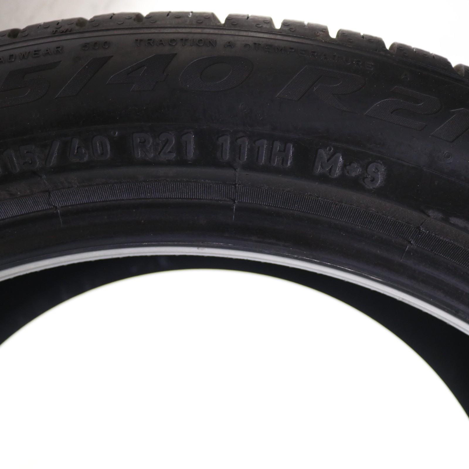 Set of 2 Used 315/40R21 Pirelli Scorpion Zero All Season MO – 111H – 6.5-7/32