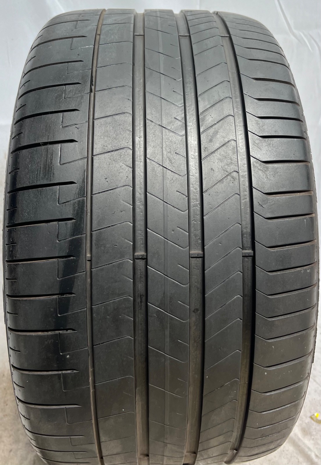 1 – NO REPAIRS 305/30ZR21 (100Y) Pirelli P Zero PZ4 (NA1) Porsche OEM – 7124