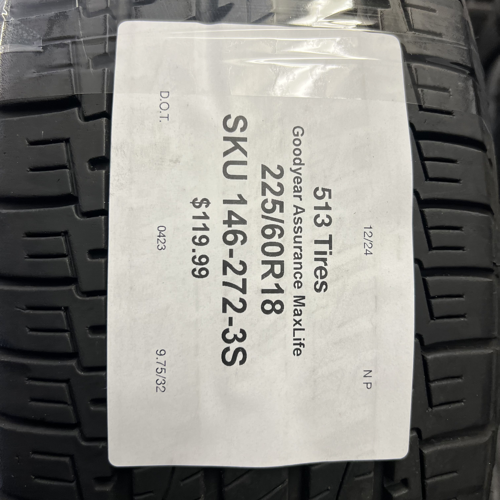 1 Tire LikeNEW Goodyear Assurance MaxLife 225/60R18 100H DOT.0423 No Patch