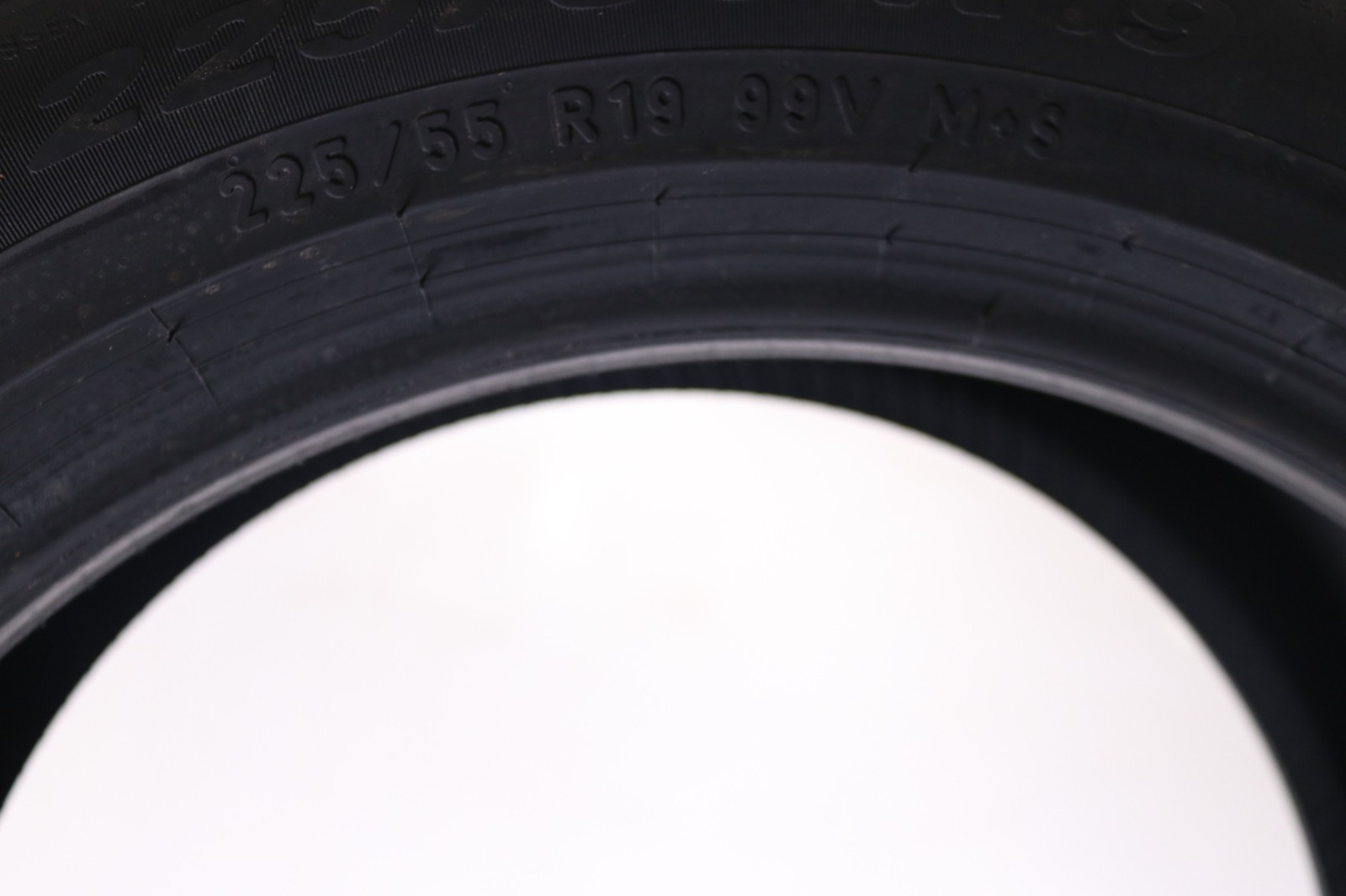 New 225/55R19 Pirelli Scorpion AS Plus 3 – 99V – 11.5/32