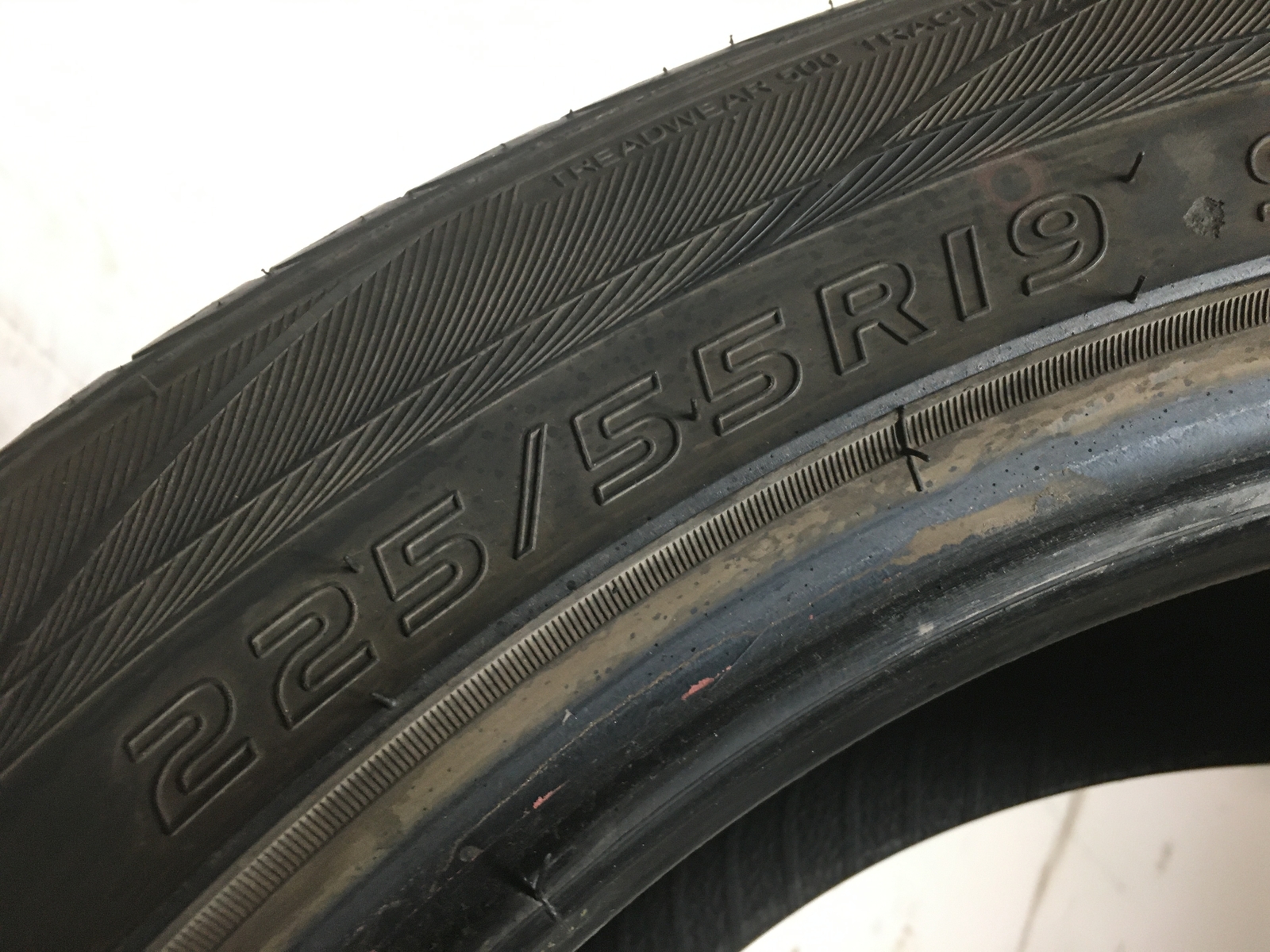 [1] Westlake SU318 H/T P225/55R19 225 55 19 Tire 9.5-9.75/32