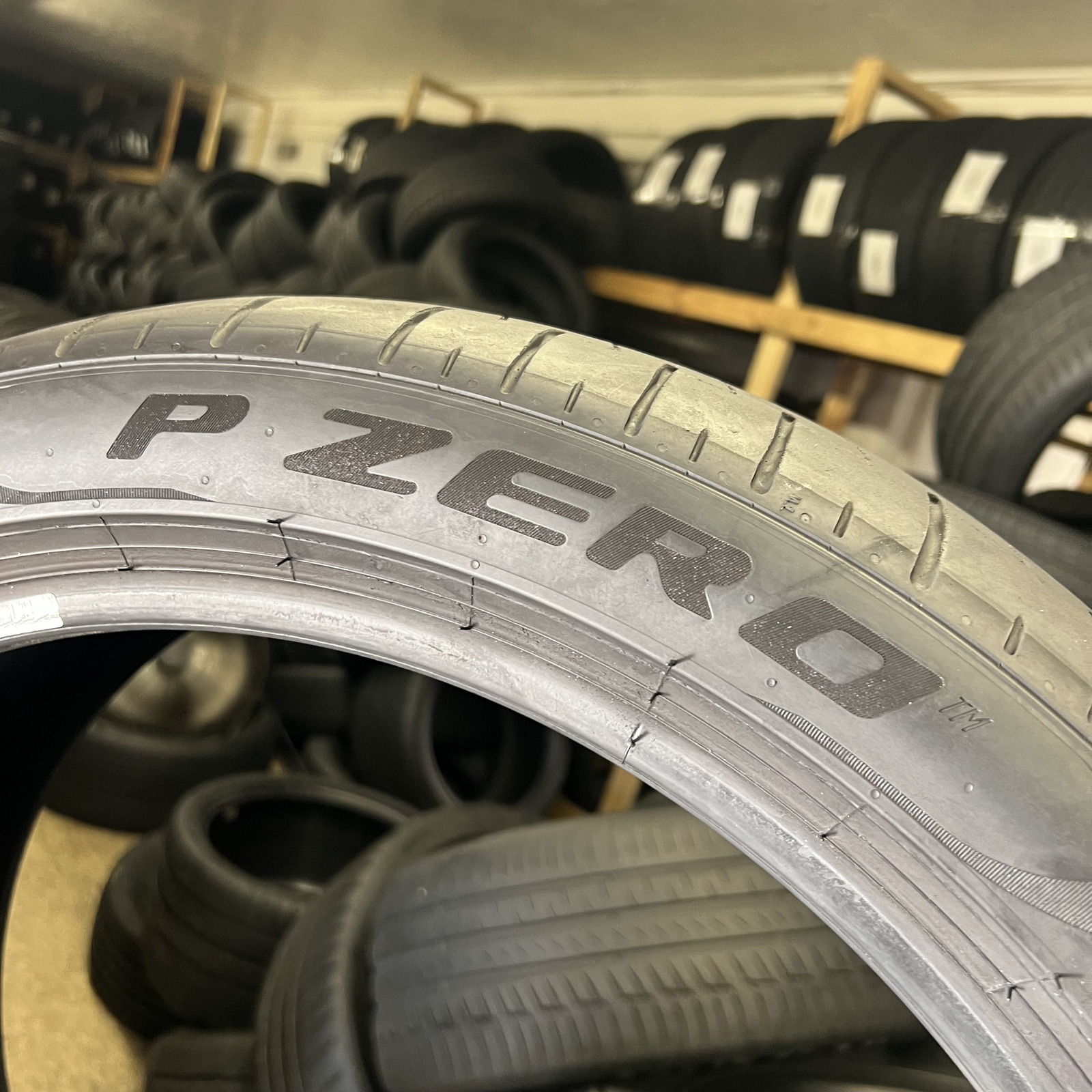 1 Tire Likenew Pirelli P Zero PZ4 BMW PNCS 255/40R21 102Y DOT.1323 NO Patch