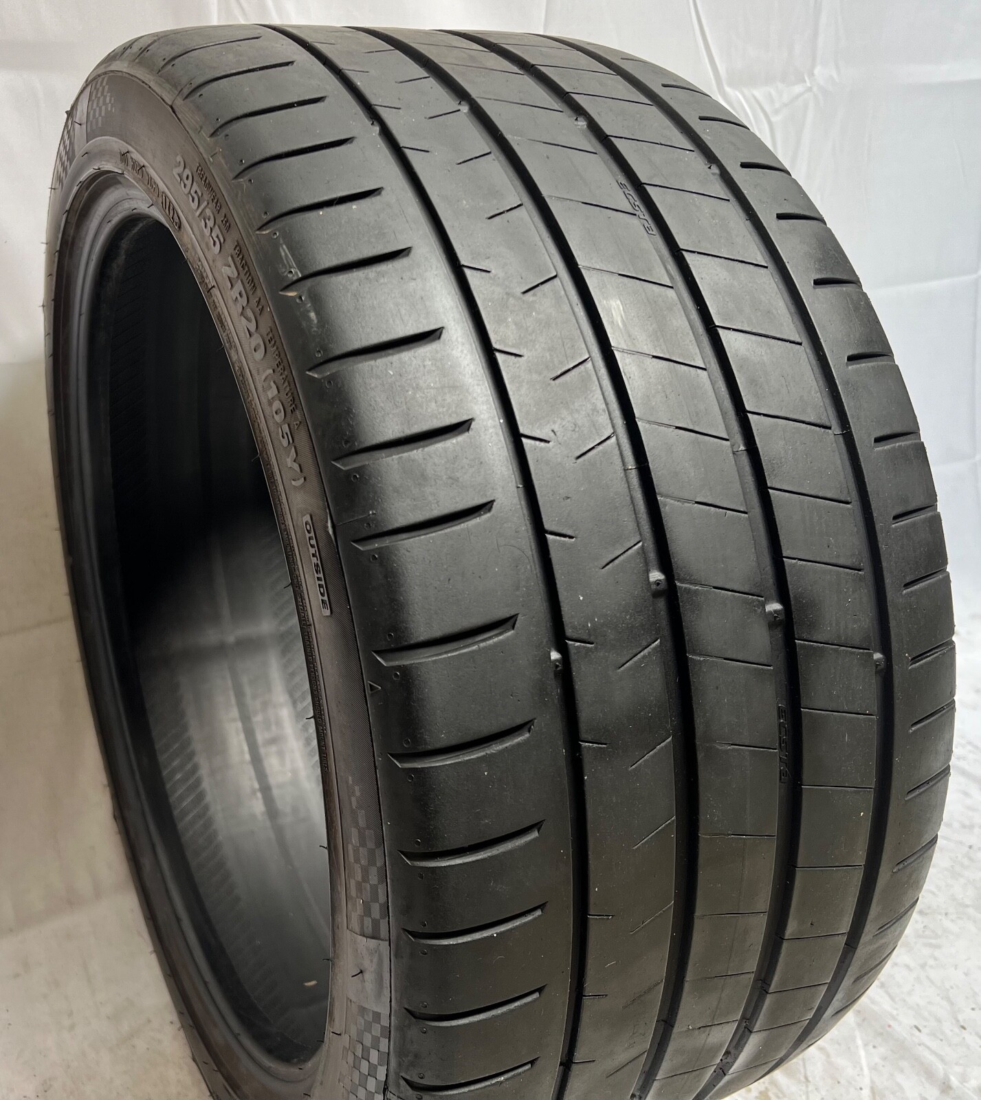 1 – NO REPAIRS 295/35ZR20 XL (105Y) Kumho Ecsta PS91 – 1025