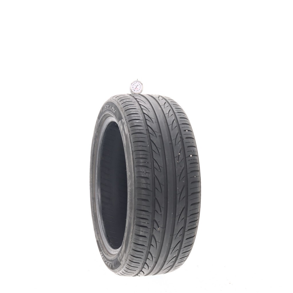 Set of (4) Used 235/45ZR18 Lexani LXUHP-207 98W – 7.5-9.5/32