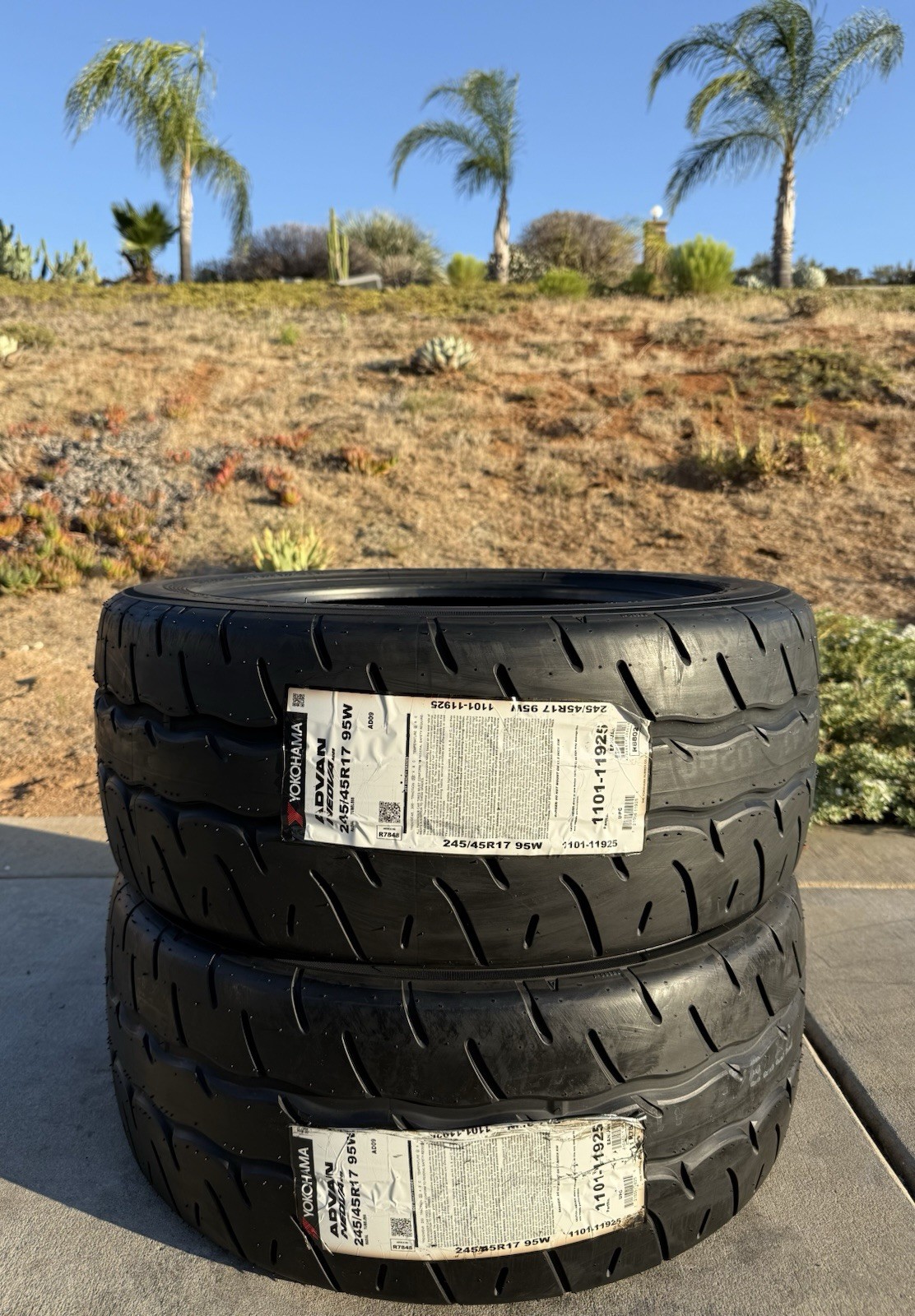 Set of TWO BRAND NEW 245/45R17 95W Yokohama ADVAN NEOVA AD09 Tires 2454517