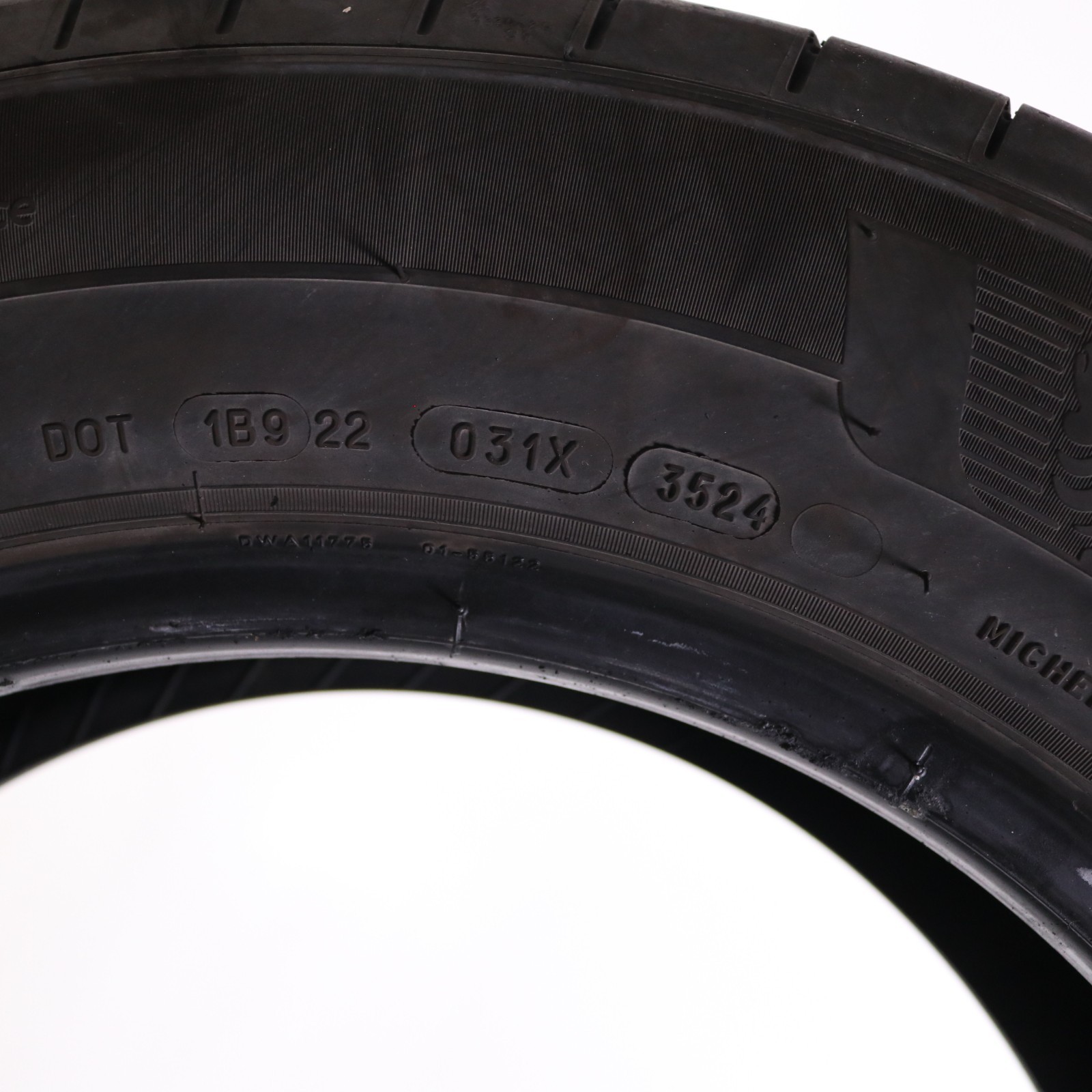 Used 215/65R17 Michelin Primacy A/S – 99H – 8/32