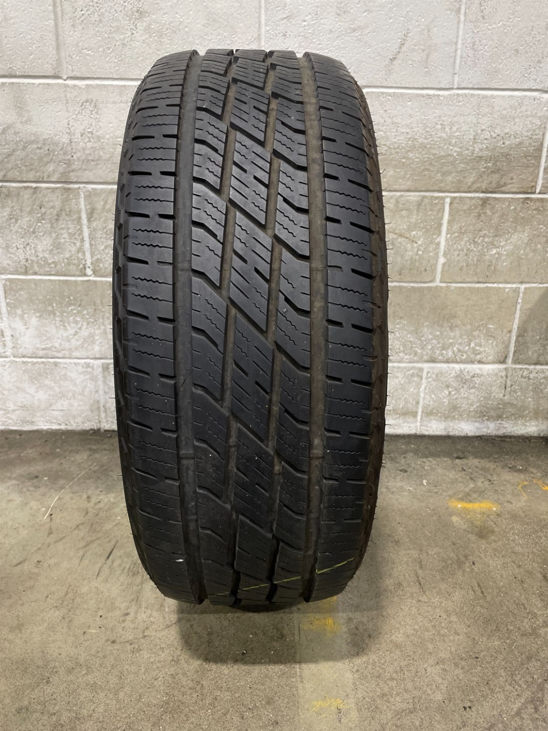 1x P275/55R20 Toyo Open Country H/T II 9/32 117 H Used Tire 2755520