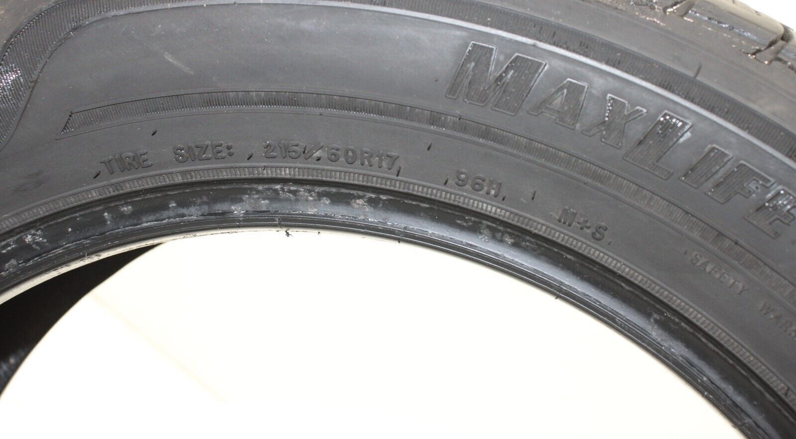 GOODYEAR ASSURANCE MAXLIFE 215/60 R17 96H M+S 8/32 NDS OEM ??-FOUR USED TIRES-