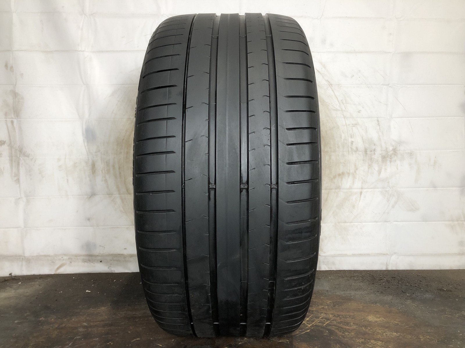 [1] PIrelli P Zero PZ4 Run Flat P315/35R21 315 35 21 Tire 6.0/32