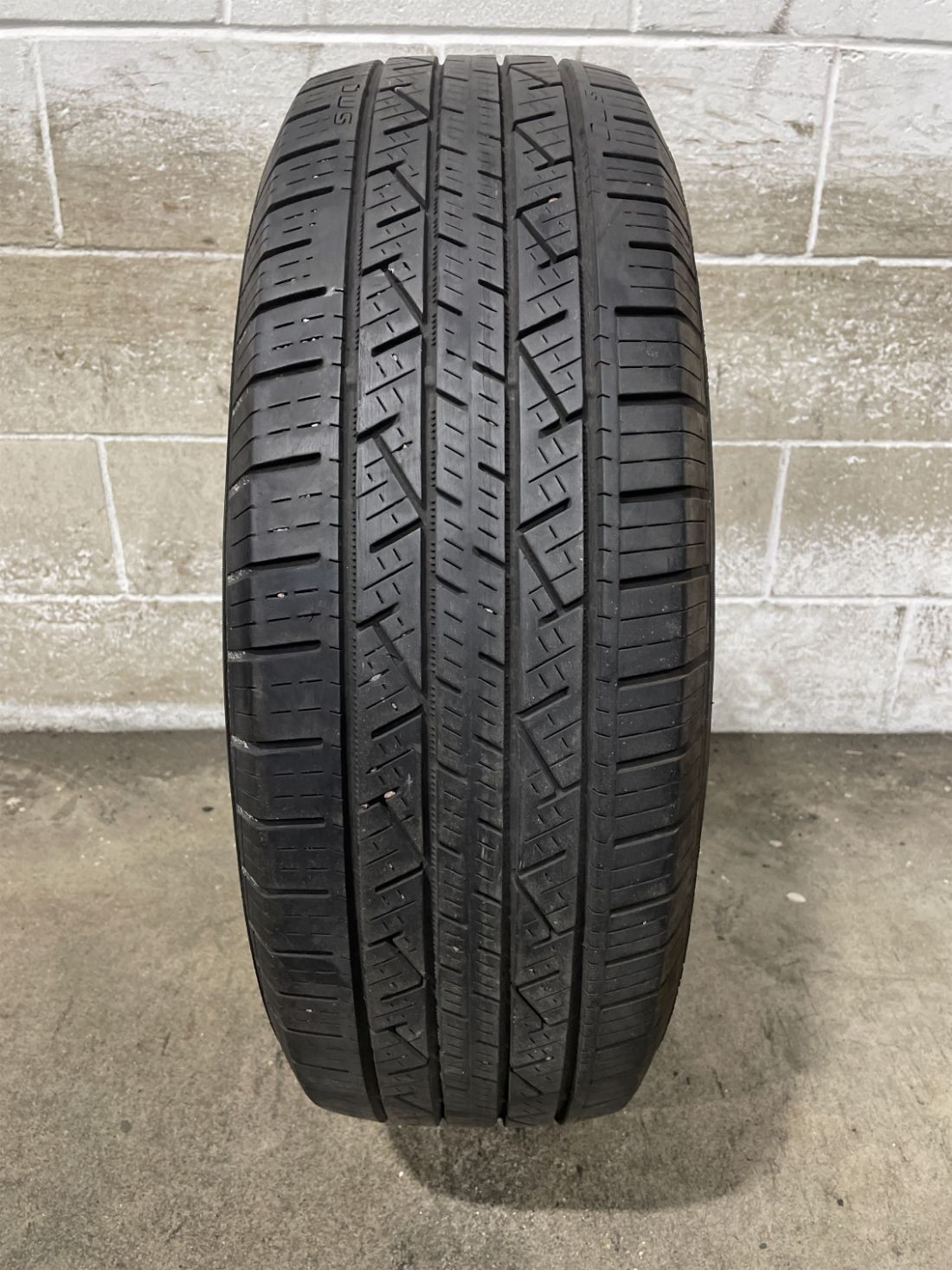 1x P235/65R18 Continental CrossContact LX25 7/32 106 T Used Tire 2356518