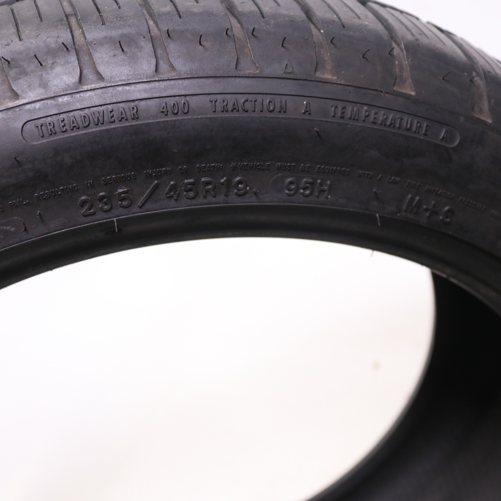Set of 2 Used 235/45R19 Goodyear Eagle LS 2 MOExtended Run Flat – 95H – 9-10/32