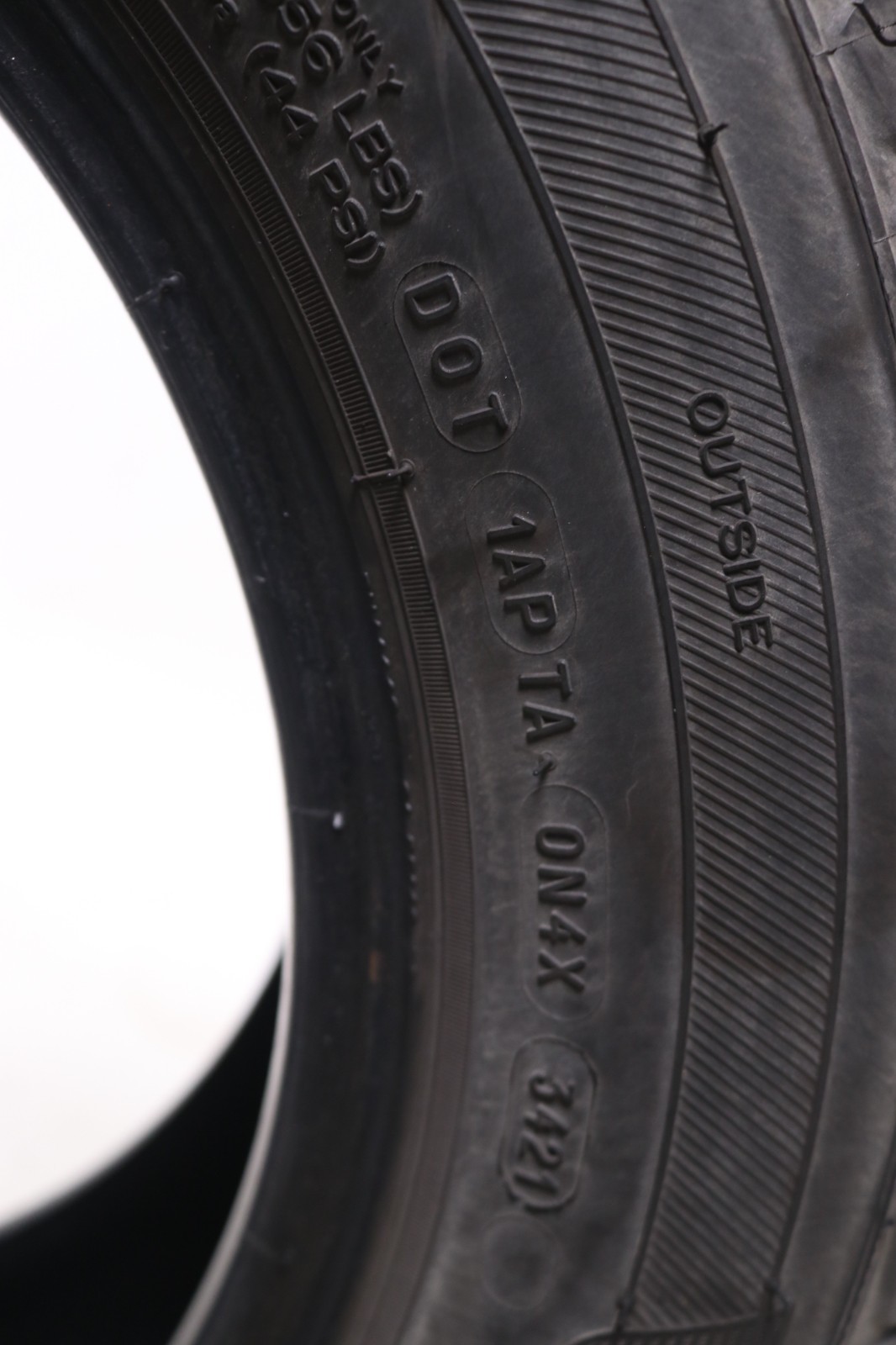 Set of 4 Used 195/65R15 Michelin Defender T+H – 91H – 7-8/32