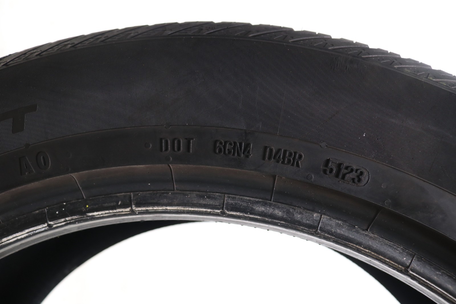 Set of 4 Used 255/50R20 Continental CrossContact LX Sport AO – 109H – 8.5-9.5/32