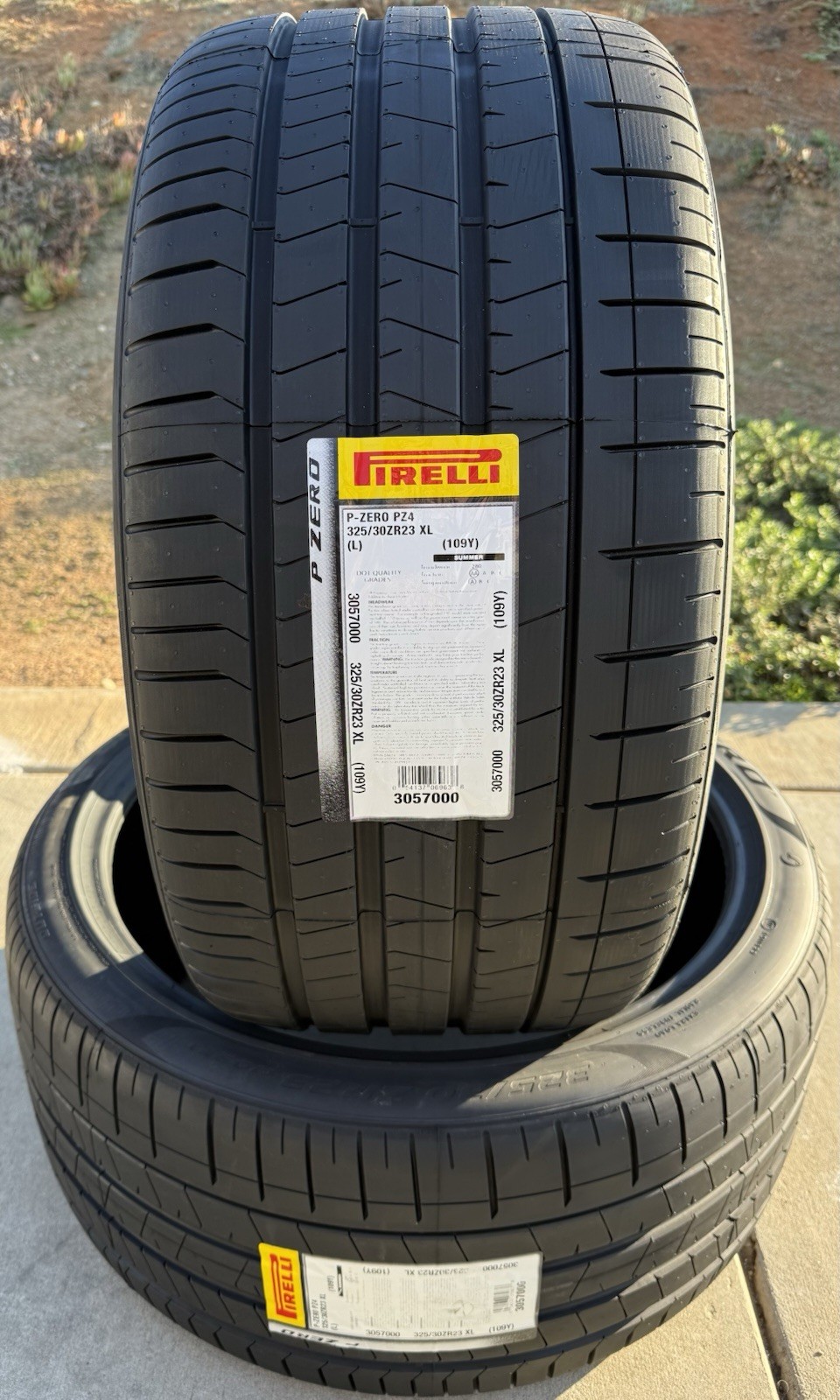 Set of TWO BRAND NEW 325/30ZR23 (109Y) Pirelli P Zero PZ4 Sport L Tires 3253023