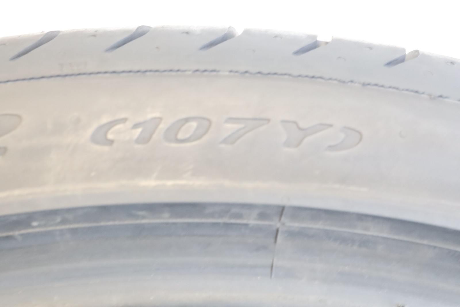Two 315/30ZR22 3153022 Pirelli pzero porsche NO 107Y 7.5-8/32 D237