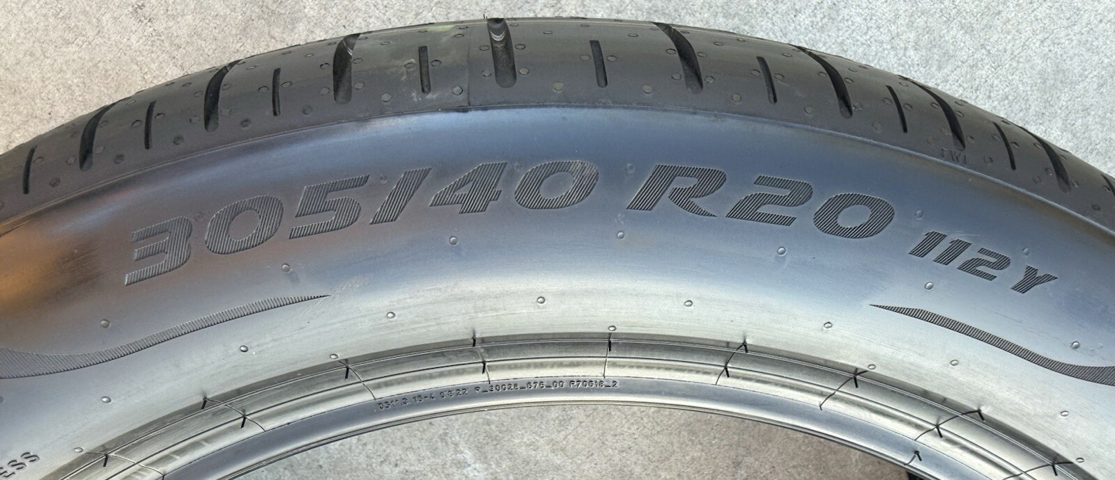 Set of TWO BRAND NEW 305/40R20 112Y Pirelli P Zero PZ4 Star ★ BMW Tires