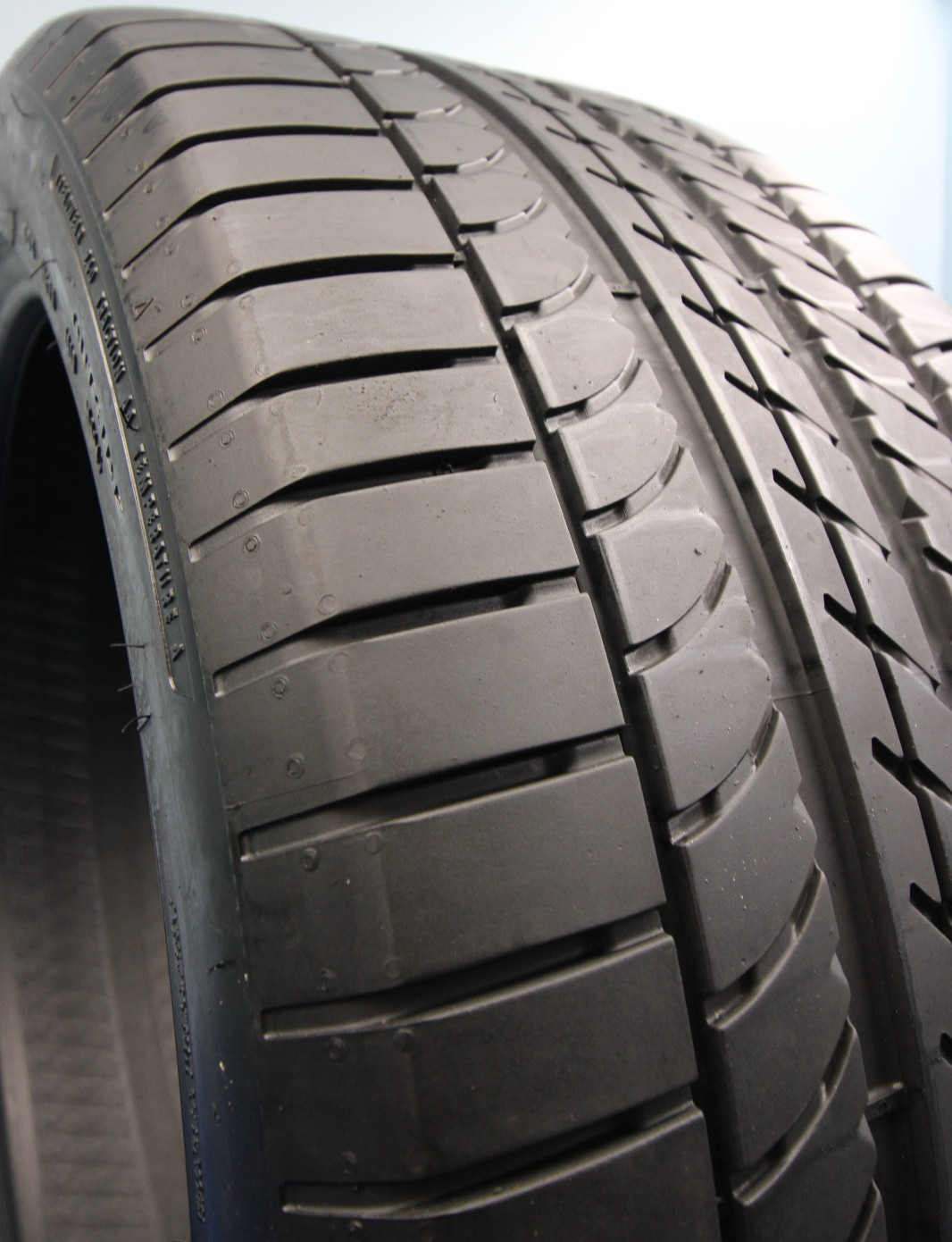 1 Used GoodYear Eagle F1 Asymmetric MO1 SUV 295/40R22 295/40/22 2954022 112W