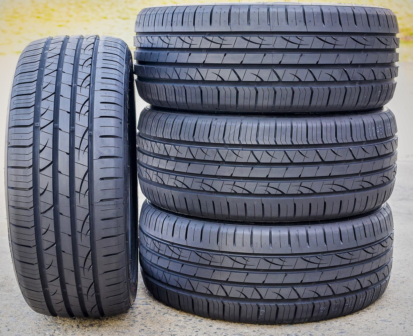 4 Fortune Viento FSR702 275/35R18 99Y XL All Season Tires 50k Mi Warranty 500AA