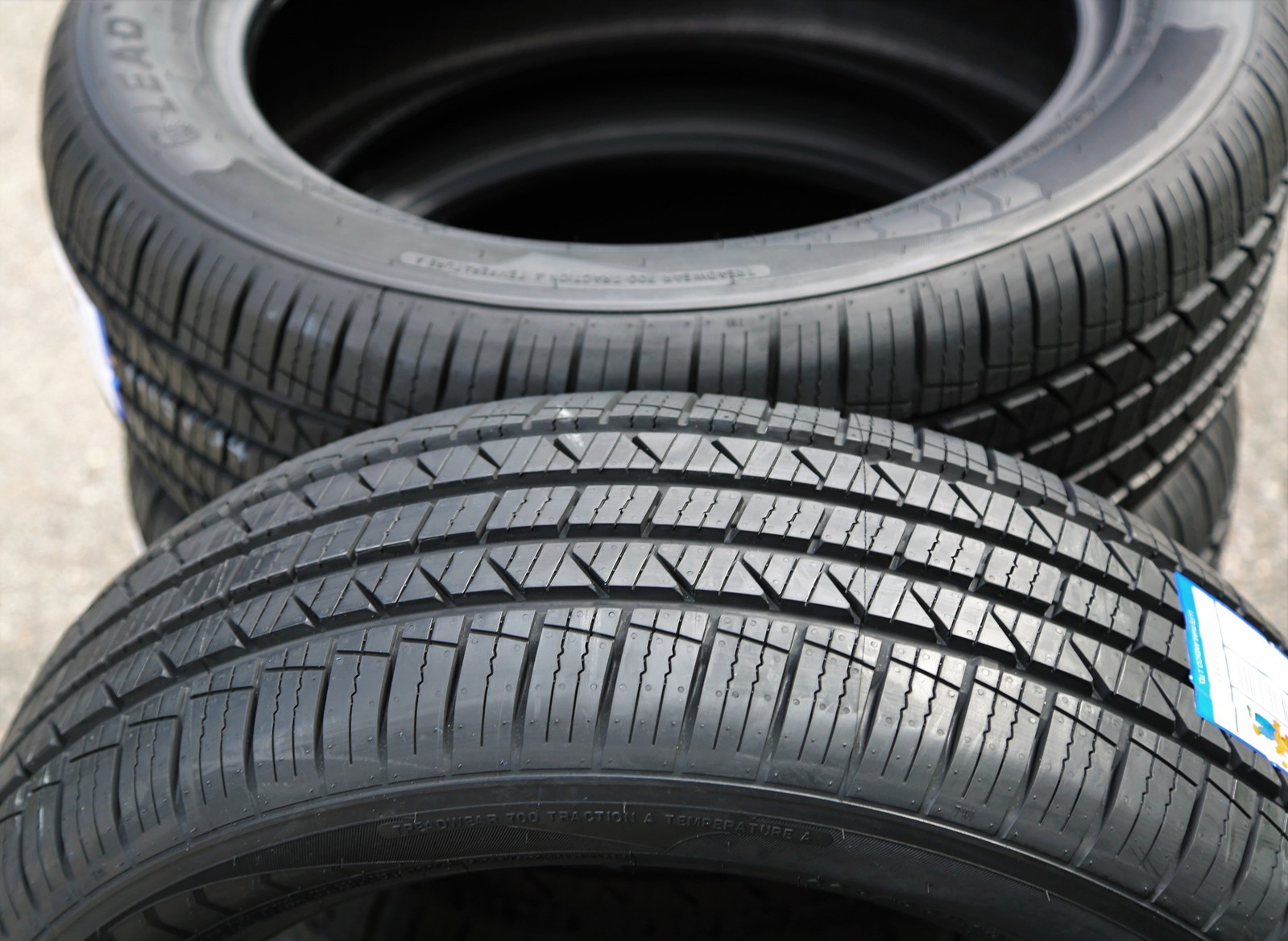Tire Leao Lion Sport HP3 205/65R16 95H AS A/S Performance