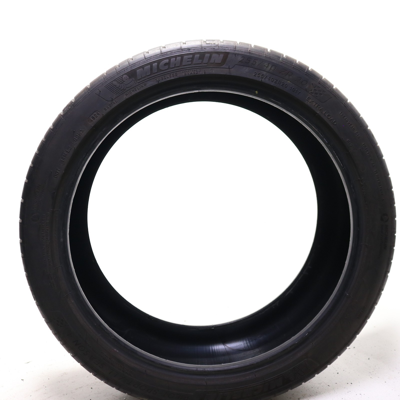 Set of 2 Used 255/40ZR20 Michelin Pilot Sport All Season 4 – 101Y – 7-8/32