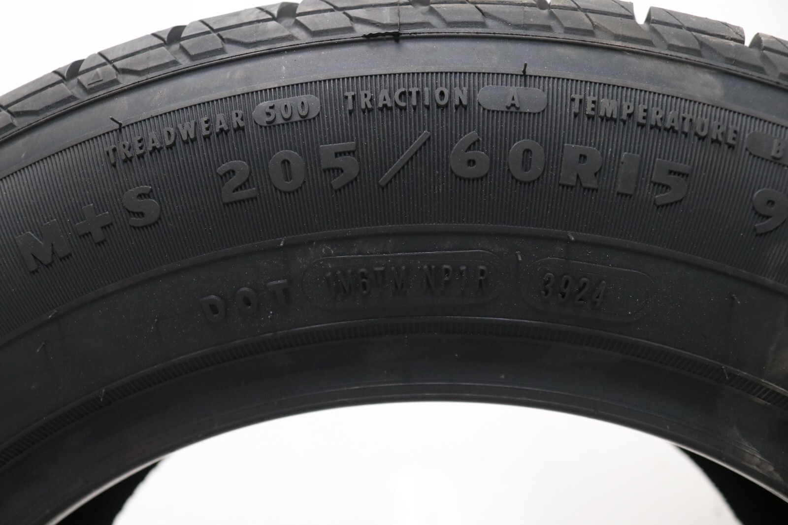 Set of 2 New 205/60R15 Douglas Touring A/S – 91H – 8.5/32