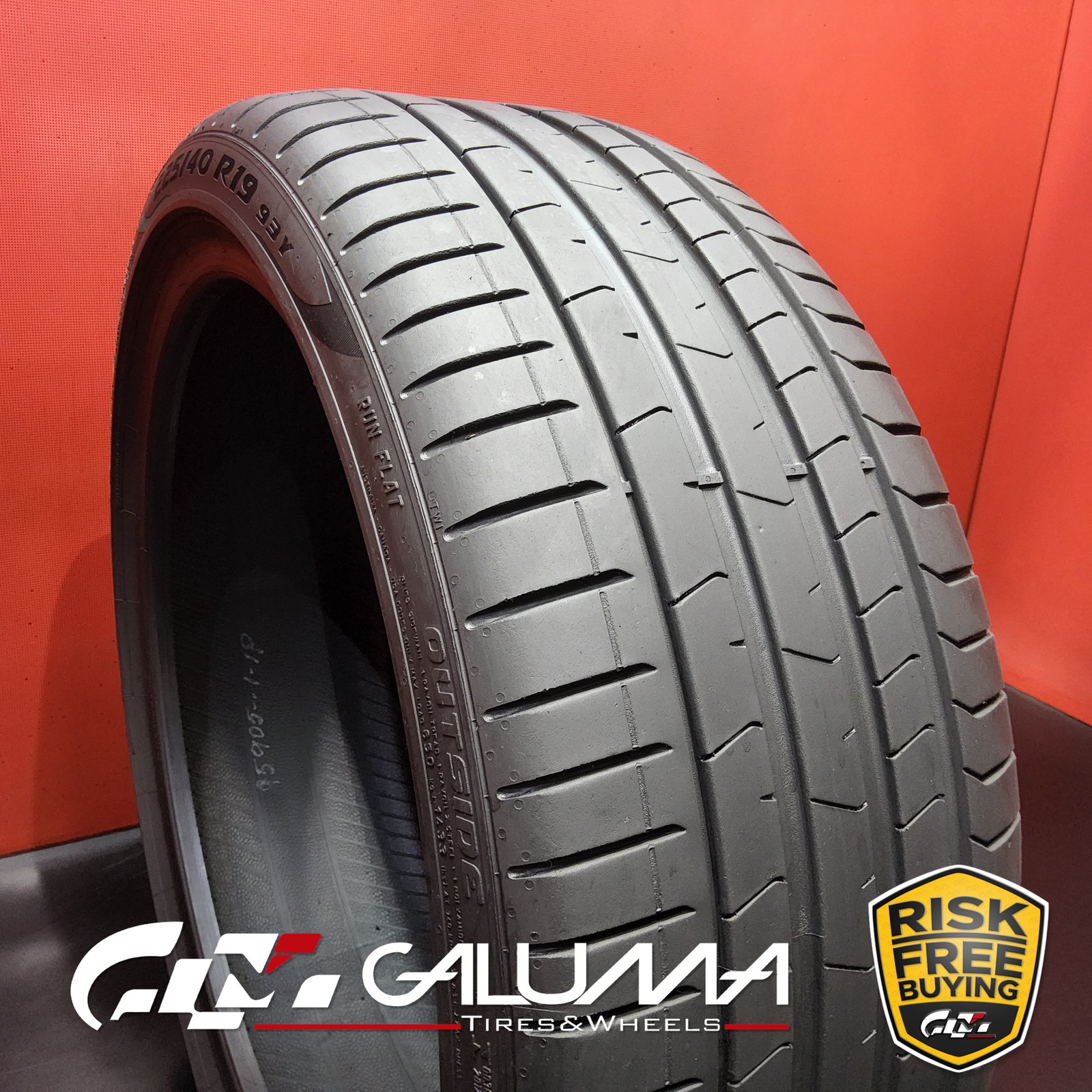1 Tire LikeNEW Pirelli P-Zero (PZ4) RunFlat ★ XL 225/40R19 225/40/19 93Y #95905