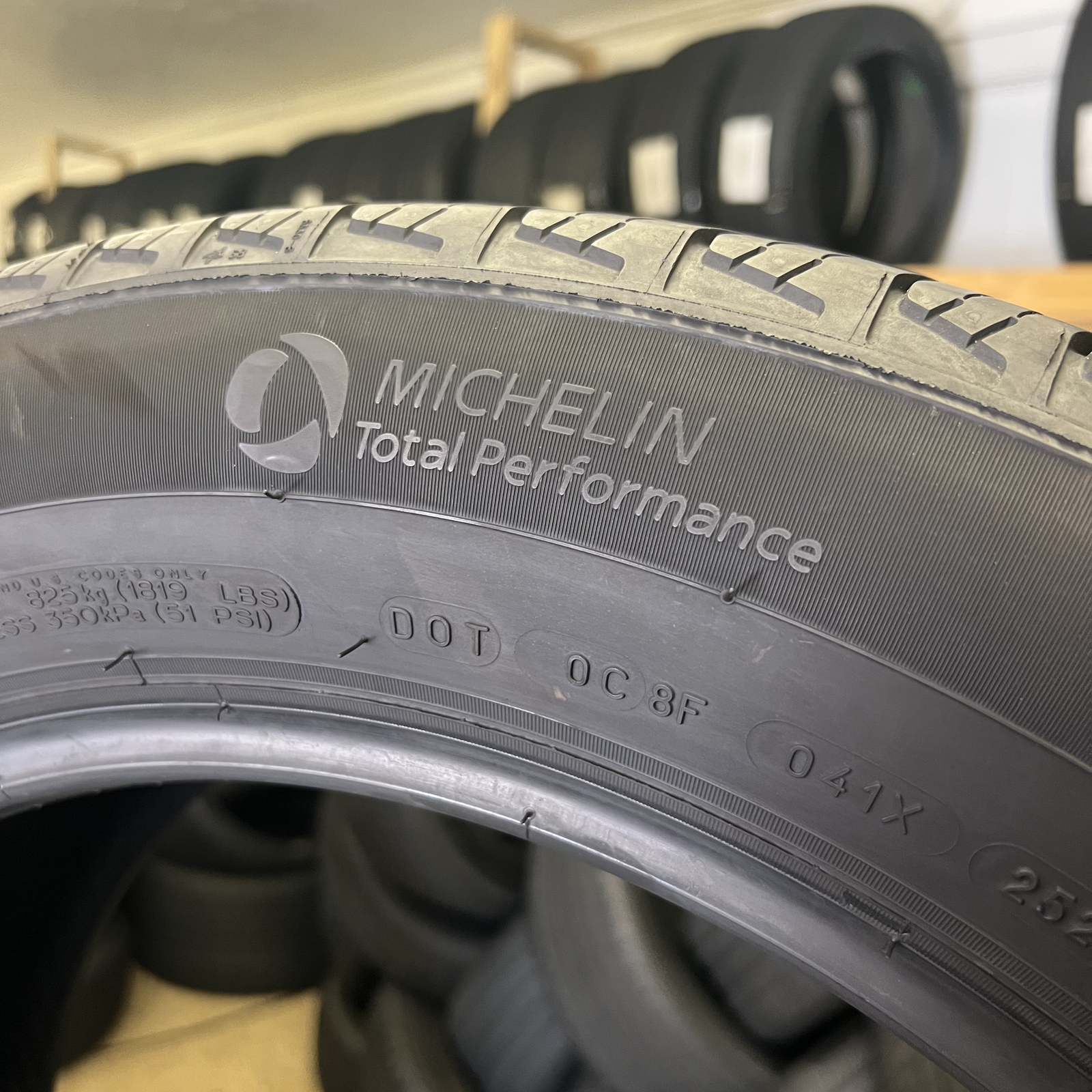 1 Tire LikeNEW Michelin Primacy A/S 235/55R19 235/55/19 101V