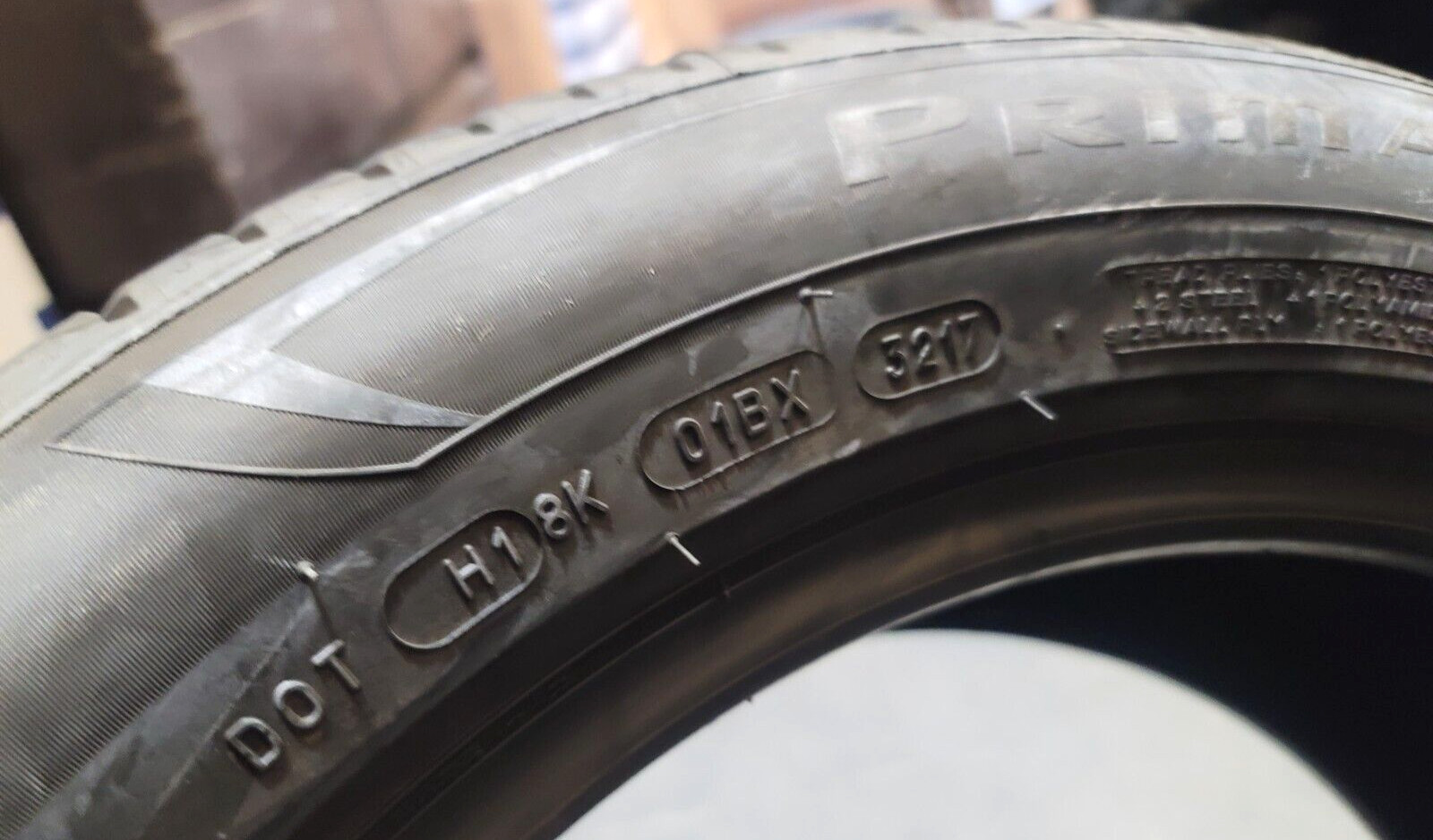 MICHELIN Primacy 3 225/55R17 97Y ZP High Performance Radial Tire DOT Date 3217
