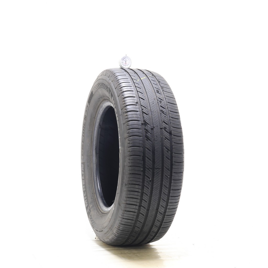 Set of (4) Used 235/65R16 Michelin Premier A/S 103H – 7-7.5/32