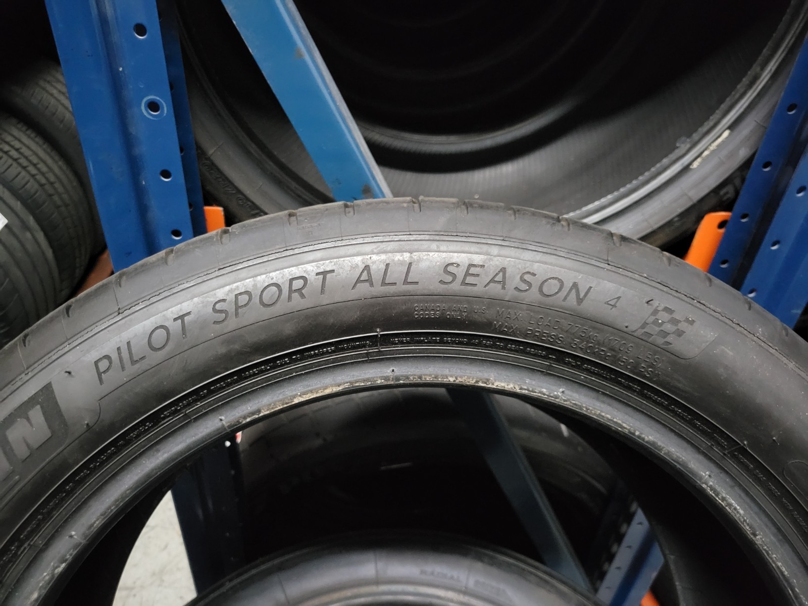 1 SUPER NICE 225/50/18 MICHELIN PILOT SPORT ALL SEASON 4 225/50ZR18 99Y 8.5/32
